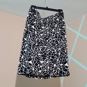 Beautiful stretchy skirt